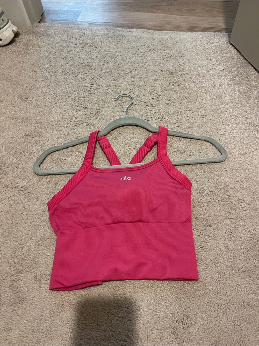 Alo Sports Bra Womens Small Pink Summer Ribbed Favorite Tank Yoga Seamless Gym - Picture 11 of 11